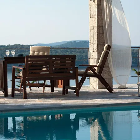 Ferienvilla Fuer Bis Zu 4 Personen * Nydri (Lefkada)